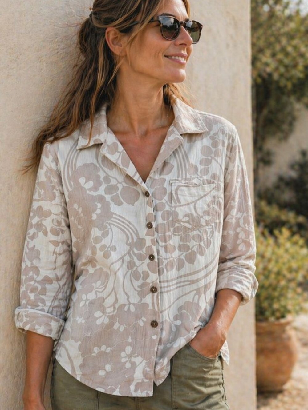 Patagonia Organic Cotton Floral Hiking Shirt Women’s 10